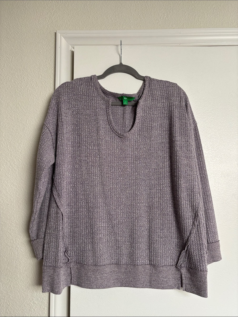 dip Lavender V-Neck Textured Knit Sweater